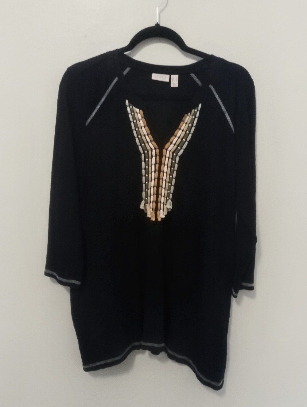 Logo By Lori Goldstein Black Embellished V-Neck Women's Top 100% Cotton Medium